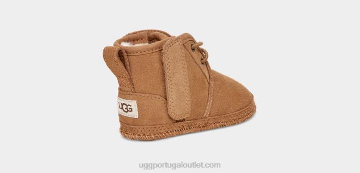 castanha neumel UGG 20TJ2017 bebê