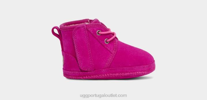 esteva neumel UGG 20TJ2018 bebê