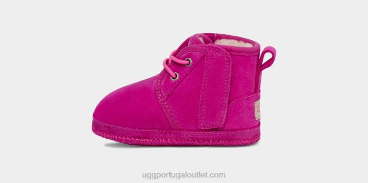 esteva neumel UGG 20TJ2018 bebê
