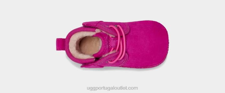 esteva neumel UGG 20TJ2018 bebê